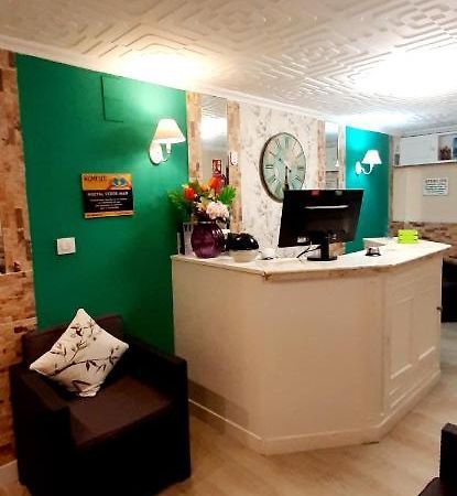 Hostal Verdemar 기욘 외부 사진