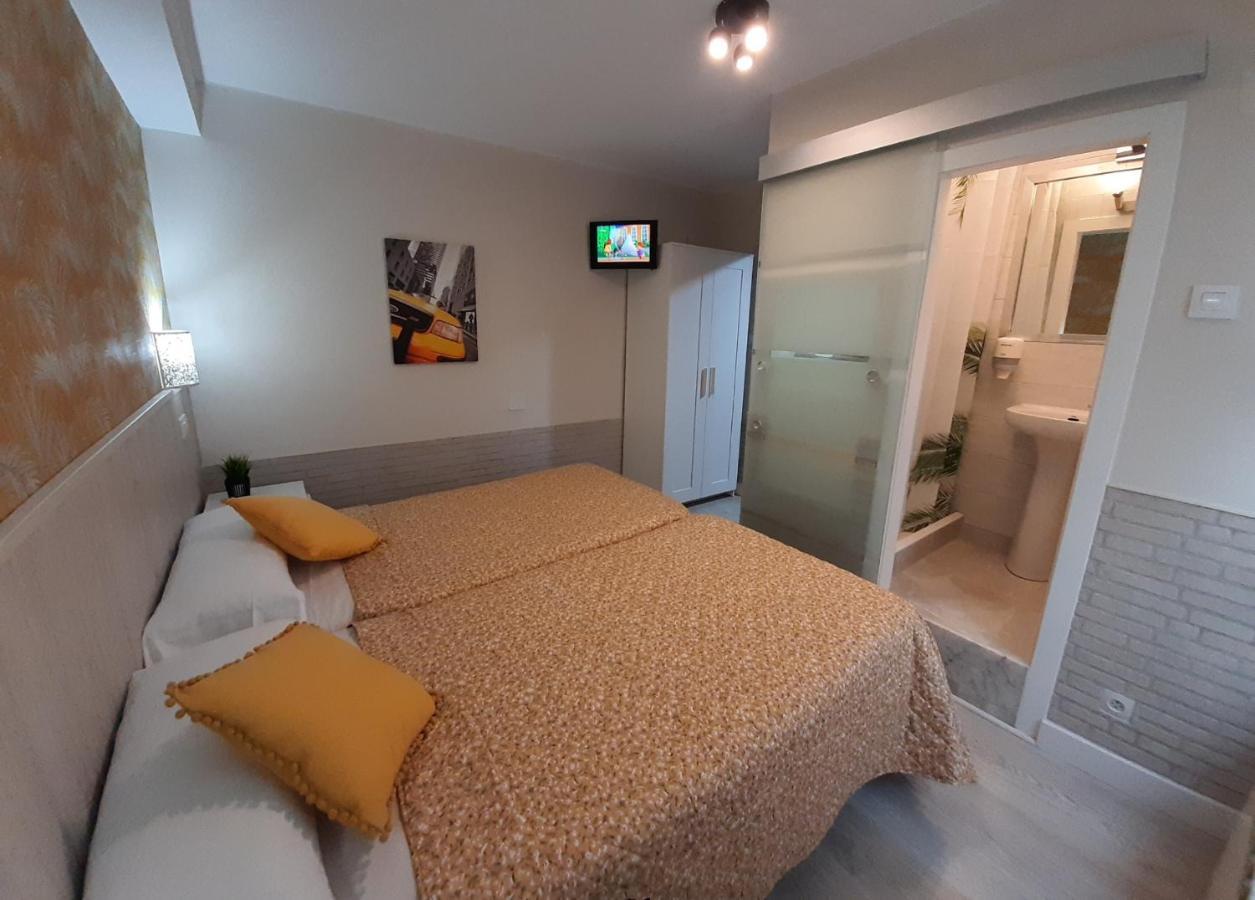 Hostal Verdemar 기욘 외부 사진