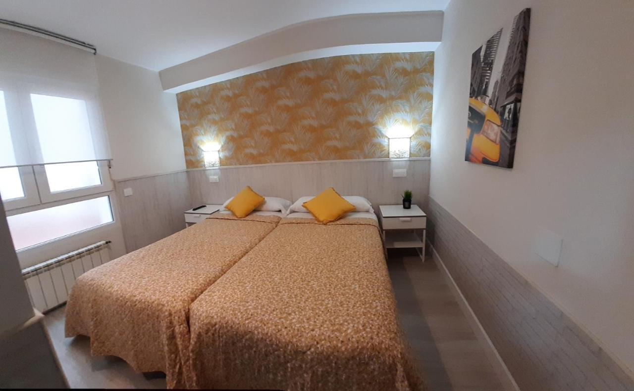 Hostal Verdemar 기욘 외부 사진