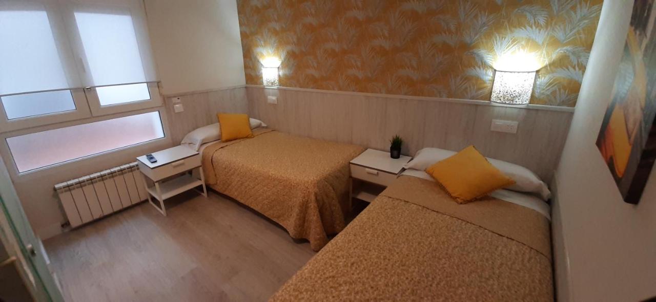 Hostal Verdemar 기욘 외부 사진