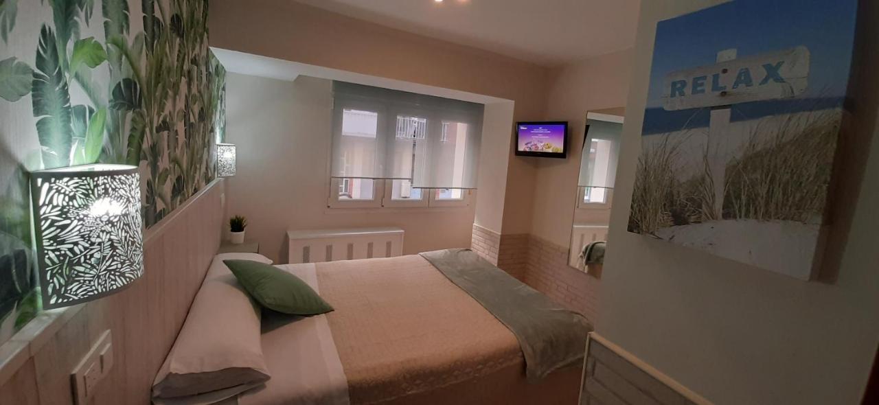 Hostal Verdemar 기욘 외부 사진