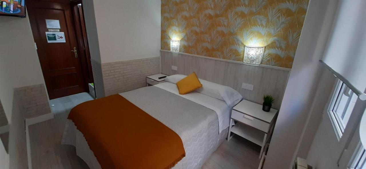 Hostal Verdemar 기욘 외부 사진