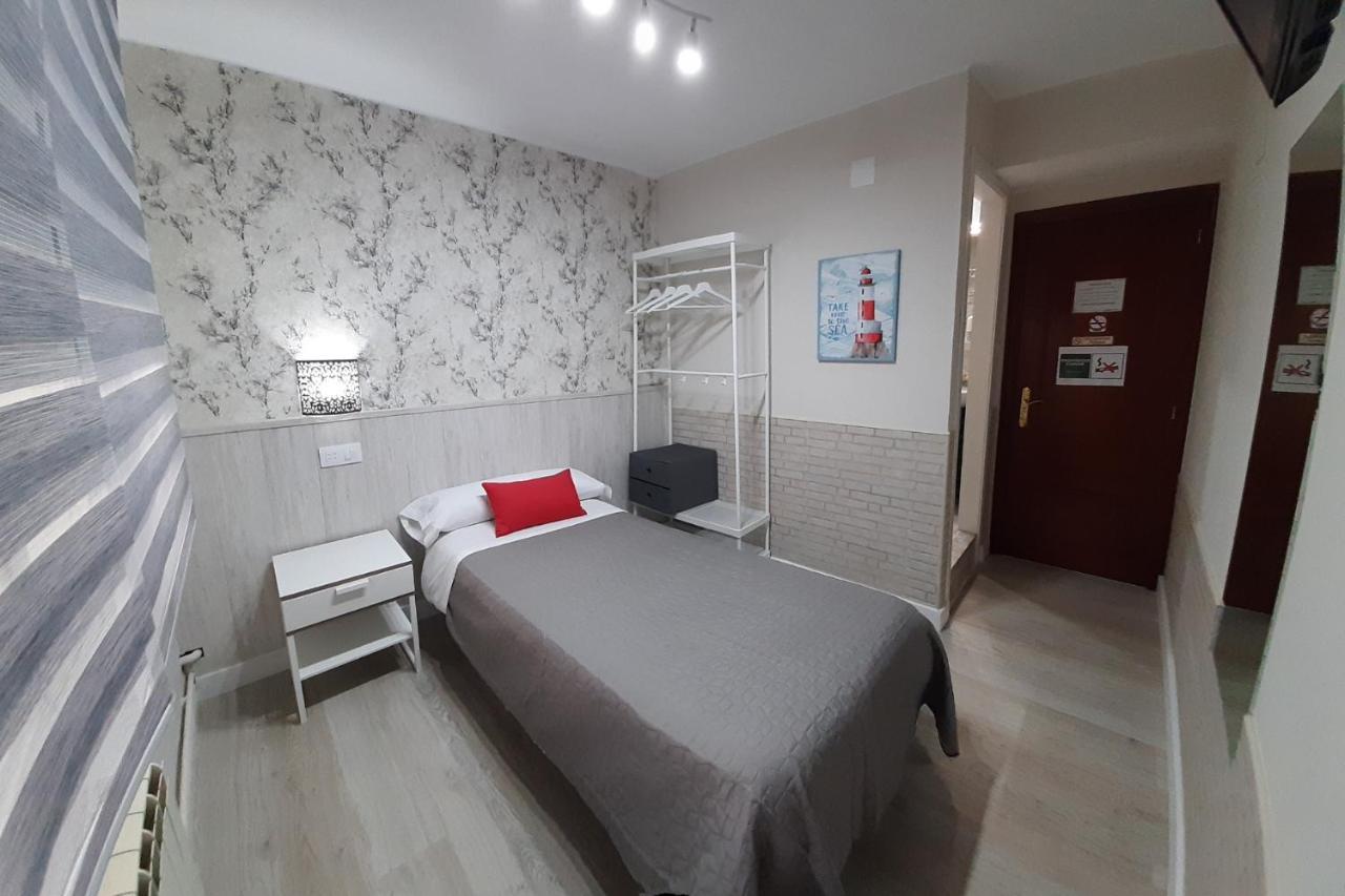 Hostal Verdemar 기욘 외부 사진