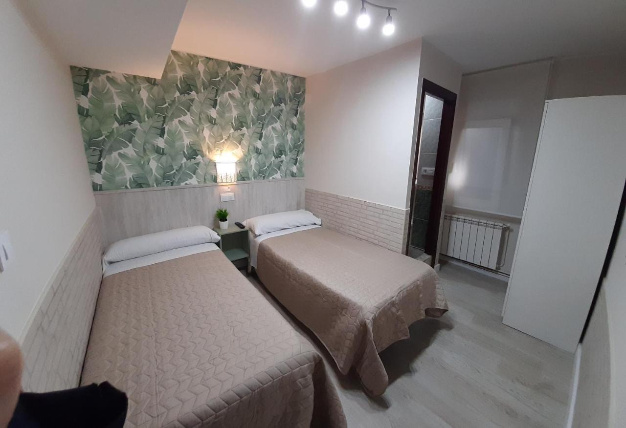 Hostal Verdemar 기욘 외부 사진