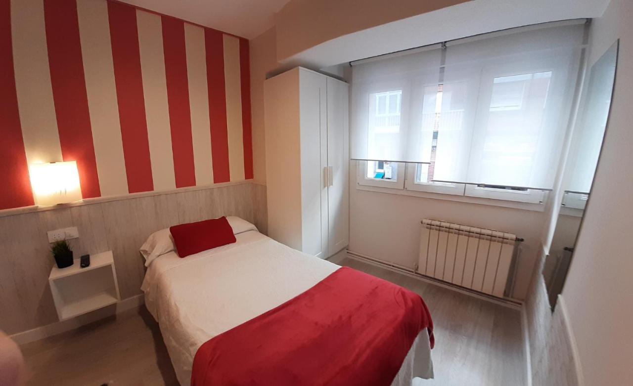 Hostal Verdemar 기욘 외부 사진