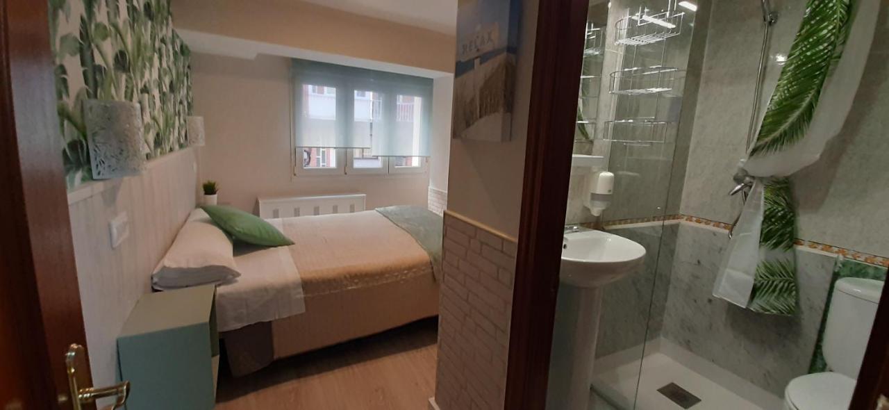 Hostal Verdemar 기욘 외부 사진